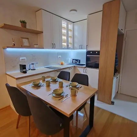 Apartmani Vukadin Zlatibor Jovanke Jeftanovic 3 Exterior foto