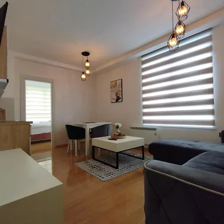 Apartmani Vukadin Zlatibor Jovanke Jeftanovic 3 Exterior foto