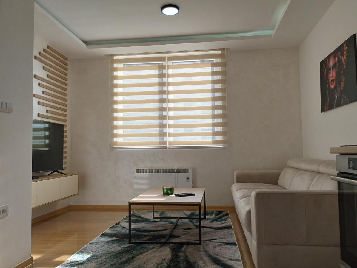 Vukadin Jovanke Jeftanovic 3 Apartament