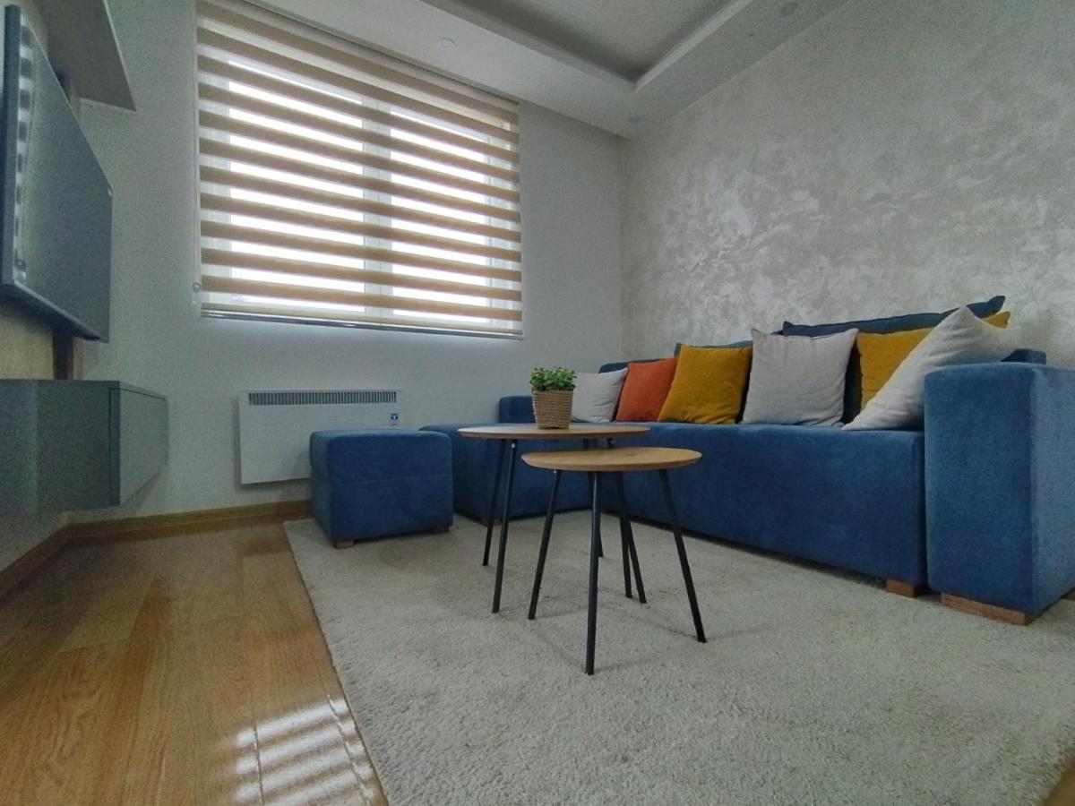 Apartament Vukadin Jovanke Jeftanovic 3 *
