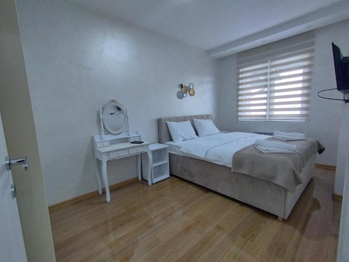 Vukadin Jovanke Jeftanovic 3 Apartament *