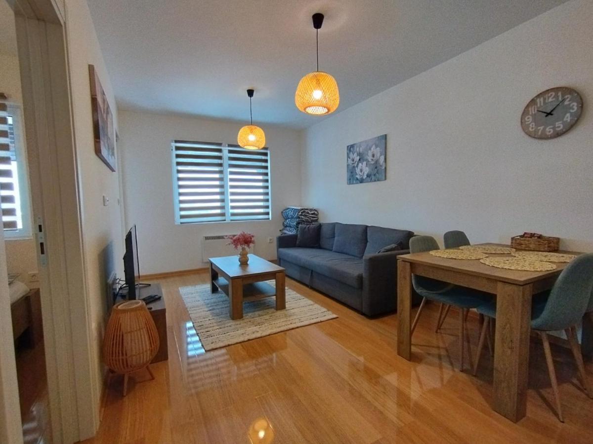 Vukadin Jovanke Jeftanovic 3 Apartament