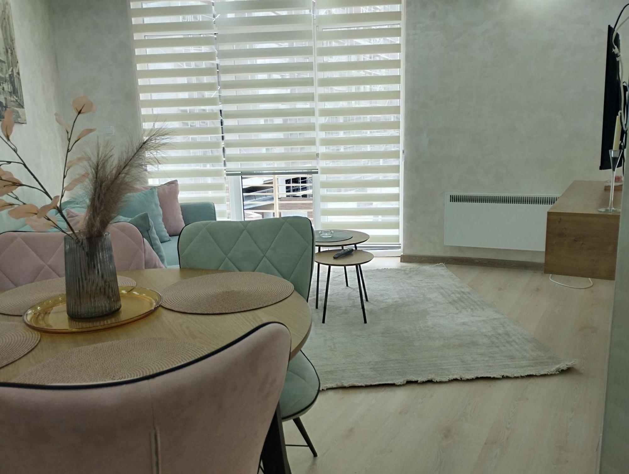 Apartament Vukadin Jovanke Jeftanovic 3 *